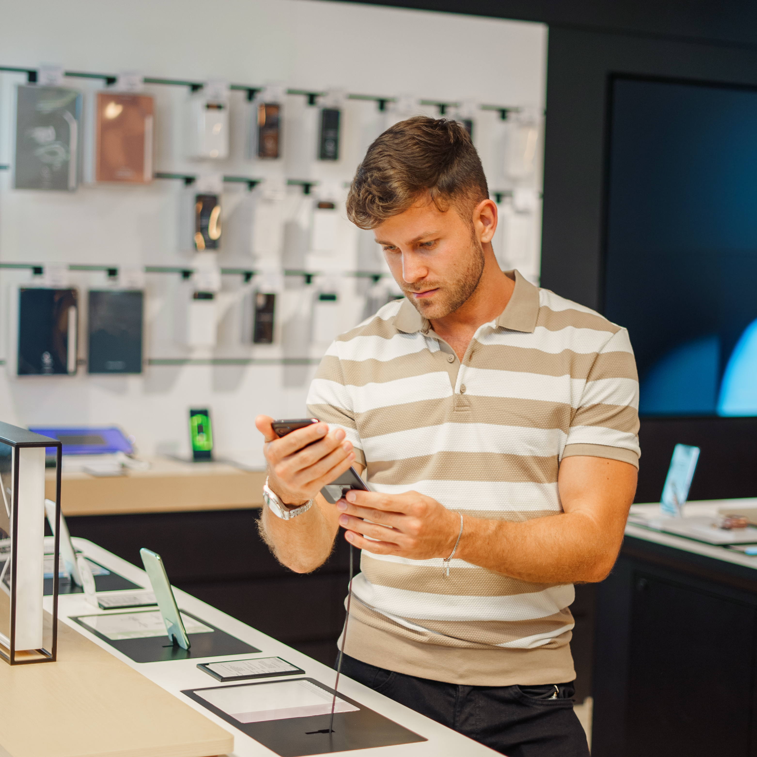 Why iPhone is Hard To Buy On Sale? Any Possible Solution?